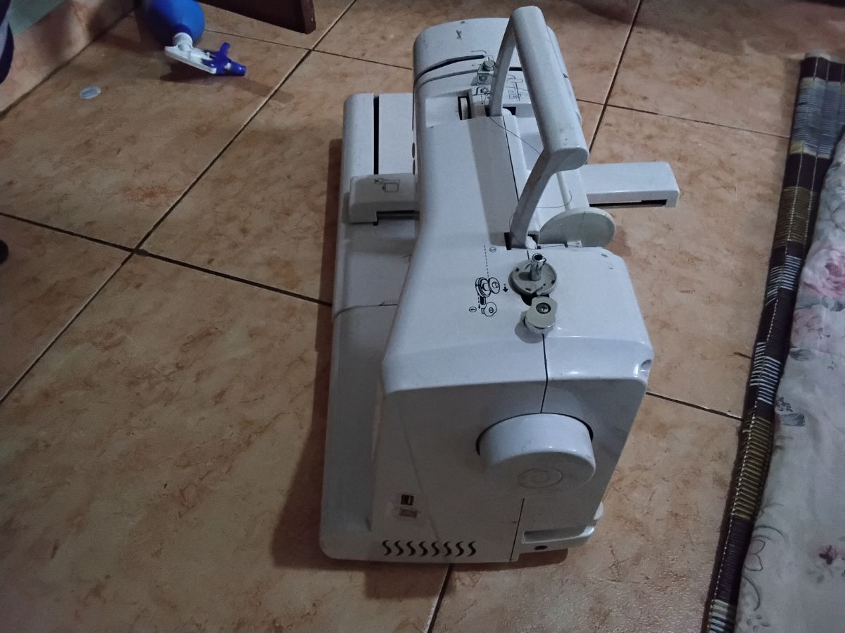 Yinghe Domestic Embroidery & Sewing Machine