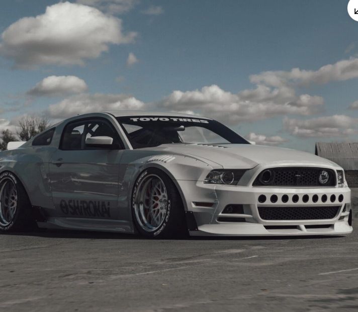 Ford Mustang S197