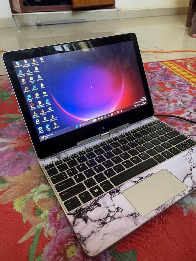 HP REVOLVE TOUCH SCREEN